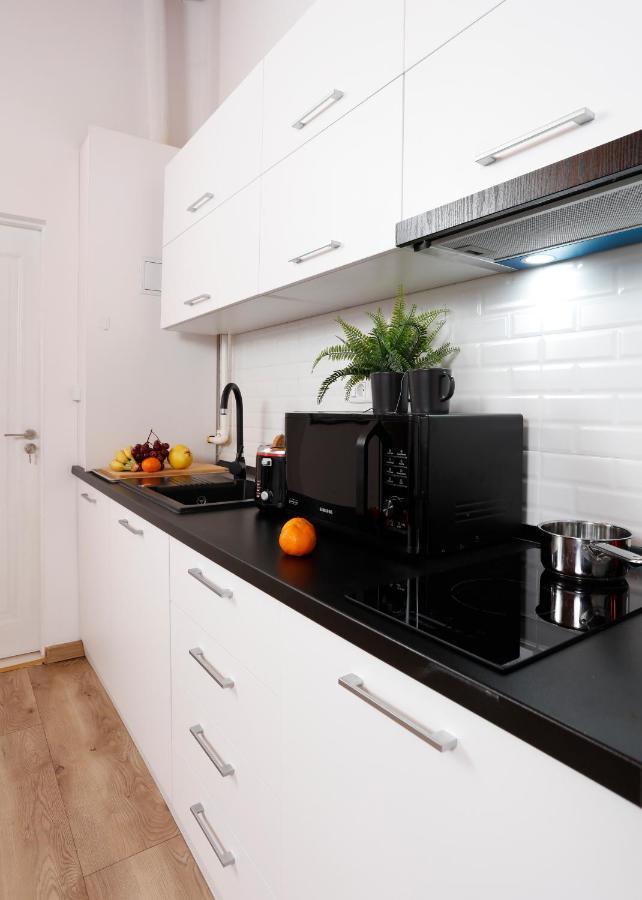 One Love Central Cottage Бухарест Экстерьер фото